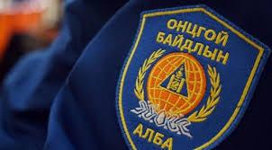 Тагтны аваарын шатанд хөлөө хавчуулсан хүүхдийг алба хаагчид аварчээ